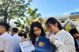 Xét tuyển đại học bằng học bạ phải dùng điểm cả năm lớp 12
