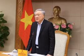 Xây dựng, kiện toàn đội ngũ cán bộ, bảo đảm xây dựng được bộ máy tinh gọn