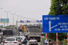 Hà Nội: Sửa chữa kết cấu cầu Thanh Trì nhằm bảo đảm an toàn khai thác