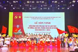 Ninh Bình: Tôn vinh các điển hình tiên tiến trong học tập và làm theo tư tưởng, đạo đức, phong cách Hồ Chí Minh