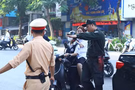 Hà Nội: Tăng cường tuần tra, xử lý vi phạm giao thông liên quan đến học sinh