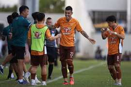 HAGL đánh bại Quảng Nam 4-0 trong ngày Marciel Da Silva toả sáng