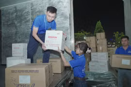 FPT Long Châu điều động 10 tấn thuốc ủng hộ người dân khu vực ảnh hưởng bởi bão lũ