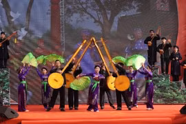 Rộn ràng Liên hoan hát Then, đàn Tính lần thứ VII tại Hà Nội