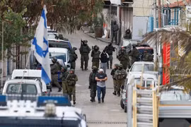 Israel rầm rộ đột kích vào Bờ Tây, nguy cơ bạo lực bùng phát