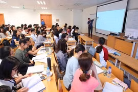 Học sinh THPT xuất sắc có thể được học trước tín chỉ đại học