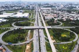 Đề xuất lùi thời gian hoàn thành dự án đoạn 3 của đường Vành đai 2 TP HCM