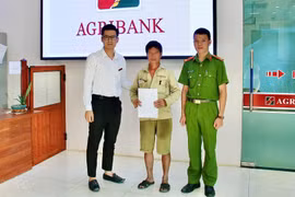 Lào Cai: Ngăn chặn kịp thời người đàn ông định chuyển tiền cho đối tượng mạo danh Công an hình sự