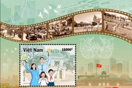 Phát hành bộ tem chào mừng 70 năm Giải phóng Thủ đô