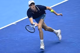 Jannik Sinner giành vé chơi chung kết ATP Finals 2024