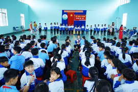 Gia Lai: Trao gần 530 suất quà Tết Trung thu cho các em học sinh vùng khó