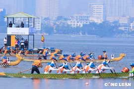 Sôi động Giải Bơi chải Thuyền rồng Hà Nội mở rộng năm 2024