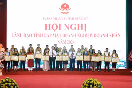 Lãnh đạo tỉnh Hưng Yên gặp mặt doanh nghiệp, doanh nhân tiêu biểu năm 2024
