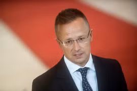 Hungary chỉ trích việc cho phép Ukraine tấn công Nga bằng tên lửa tầm xa