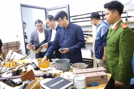 Lào Cai: Bắt quả tang nhóm đối tượng chế tạo, tàng trữ, mua bán trái phép vũ khí qua mạng xã hội