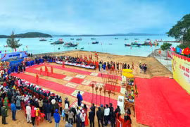 Bài 2: Phát huy các giá trị văn hóa, sức mạnh con người là nhiệm vụ quan trọng, thường xuyên