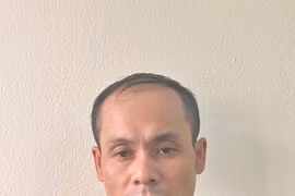 Lái xe dương tính với ma tuý, tông Cảnh sát giao thông