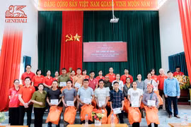 Generali Việt Nam ủng hộ gần 900 triệu đồng hỗ trợ đồng bào miền Bắc tái thiết cuộc sống
