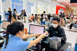 Hơn 43 nghìn vé được bán ra trong ngày đầu đường sắt mở bán vé tàu Tết