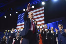 Hành trình chiến thắng ly kỳ và ngoạn mục của ông Donald Trump