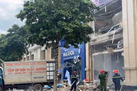 Quán ăn sắp khai trương ở Vĩnh Phúc nổ lớn, 7 người bị thương