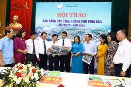 Các cơ quan báo chí chia sẻ kinh nghiệm về công tác tuyên truyền cải thiện môi trường đầu tư kinh doanh