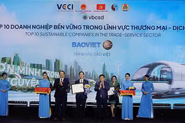Bảo Việt 60 năm - liên tiếp được vinh danh trong Top 10 “Doanh nghiệp bền vững nhất Việt Nam”
