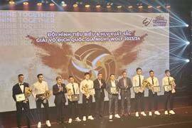 Ngoại binh Rafael Son giành 'hat-trick' giải thưởng tại V.League Awards 2023/24