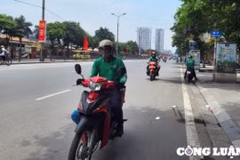 Kiểm tra, xử lý tài xế xe công nghệ vi phạm luật giao thông tại Hà Nội