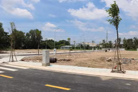 Giá đất nền phía Nam vẫn thấp hơn so với giai đoạn cùng kỳ năm 2023