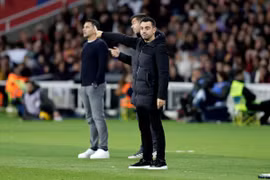 HLV Xavi xác nhận rời Barcelona