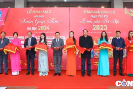 Tưng bừng khai mạc Hội báo xuân Giáp Thìn - Hà Nội 2024