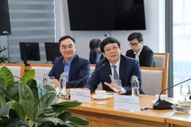 Toạ đàm về hợp tác giữa Đại học Quốc gia Hà Nội và 8 Trường Đại học lớn của Rumani