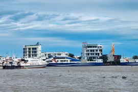 Cấm vận chuyển hành khách ra Côn Đảo, Phú Quý, Lý Sơn, Cù Lao Chàm