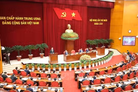 Ngày làm việc thứ nhất của Hội nghị Trung ương 10 khóa XIII
