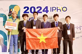 Học sinh Việt Nam giành 2 Huy chương Vàng, 3 Huy chương Bạc tại Olympic Vật lý quốc tế