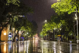 Dự báo thời tiết ngày 13/8: Hà Nội có dông, mưa lớn cục bộ vào đêm và sáng