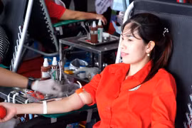 Tiếp nhận hơn 1.000 đơn vị máu tại ngày hội hiến máu “Giọt hồng Hưng Yên” năm 2024