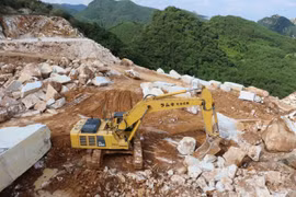 Vi phạm nhiều lỗi trong hoạt động khai thác khoáng sản, Công ty Phủ Quỳ bị phạt 355 triệu đồng