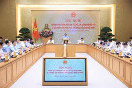 Thường trực Chính phủ làm việc với các doanh nghiệp lớn về giải pháp phát triển kinh tế - xã hội
