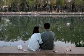 Nhiều dịch vụ ăn theo xu hướng ly hôn đang gia tăng ở Trung Quốc