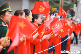 Thành phố Điện Biên Phủ rực rỡ cờ hoa, sẵn sàng đón đại lễ