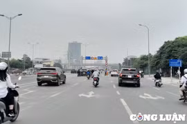 Chính thức khai thác 2 cầu vượt thép tại nút giao Mai Dịch (Hà Nội)