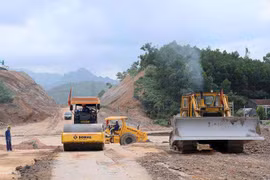 Nhiều dự án cao tốc thi đua hoàn thành, rút ngắn tiến độ