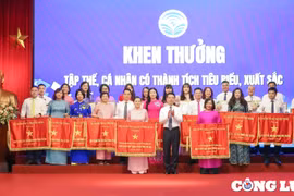 Ngành Thông tin & Truyền thông: Đẩy mạnh chuyển đổi số quốc gia, phát triển kinh tế số, xây dựng xã hội số