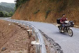Công ty Xây lắp điện Tuần Giáo 'nhà thầu quen' trúng thầu tiết kiệm thấp tại Điện Biên