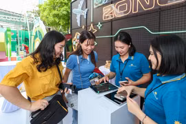 “Vietnam Airlines Festa” bùng nổ tại HOZO Super Fest 2024