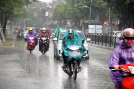 Dự báo thời tiết ngày 17/8: Hà Nội có mây, ngày mưa rào và dông