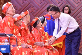 Kêu gọi sự quan tâm, chăm sóc từ gia đình, cộng đồng và xã hội đối với người cao tuổi