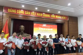 Trao 16 giải thưởng tranh cổ động tuyên truyền 70 năm Chiến thắng Điện Biên Phủ